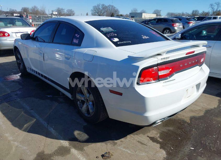 Photo 3 of 2012 Dodge Charger SE (VIN 2C3CDXBG8CH112439)