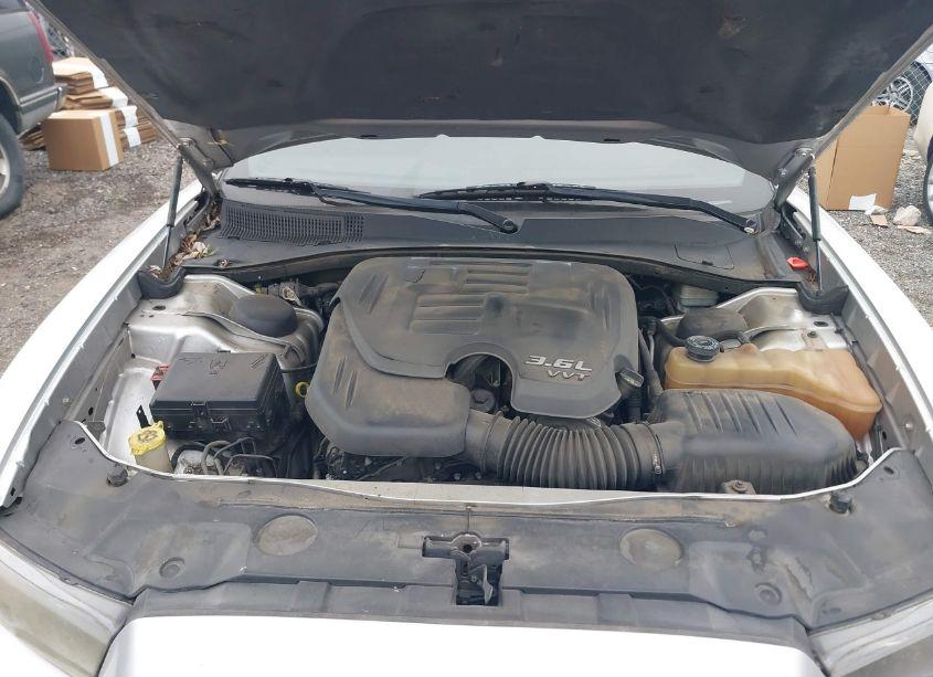 Photo 10 of 2012 Dodge Charger SE (VIN 2C3CDXBG8CH211648)