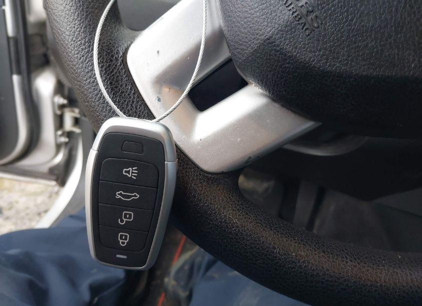 Photo 11 of 2012 Dodge Charger SE (VIN 2C3CDXBG8CH211648)