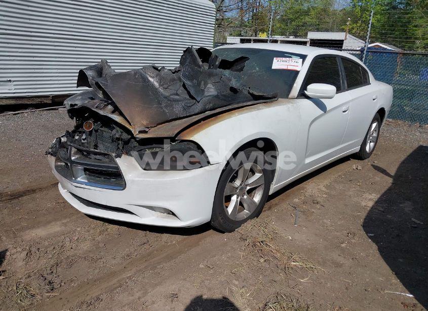 Photo 2 of 2012 Dodge Charger SE (VIN 2C3CDXBG8CH212282)