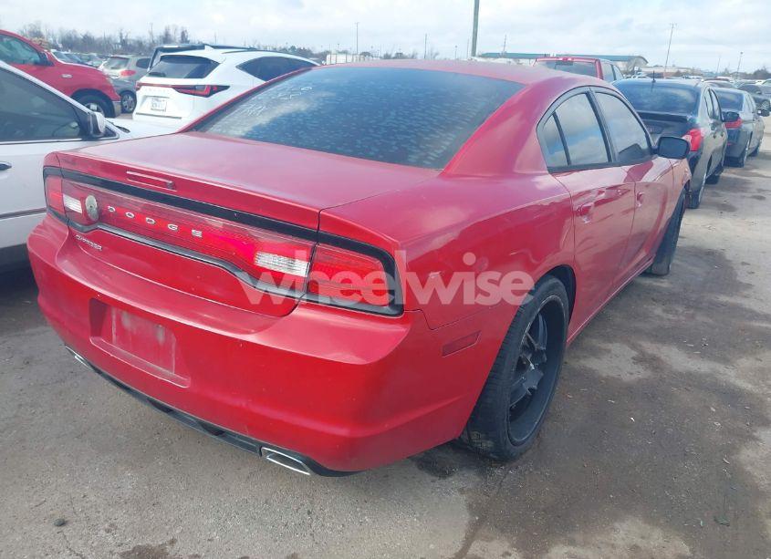 Photo 4 of 2012 Dodge Charger SE (VIN 2C3CDXBG8CH260283)