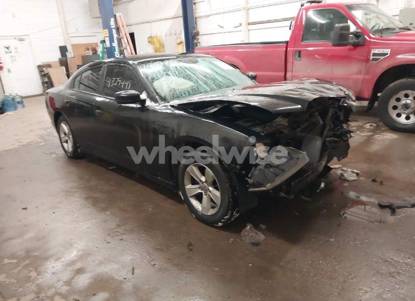 2013 Dodge Charger SE (VIN 2C3CDXBG8DH668722) main photo