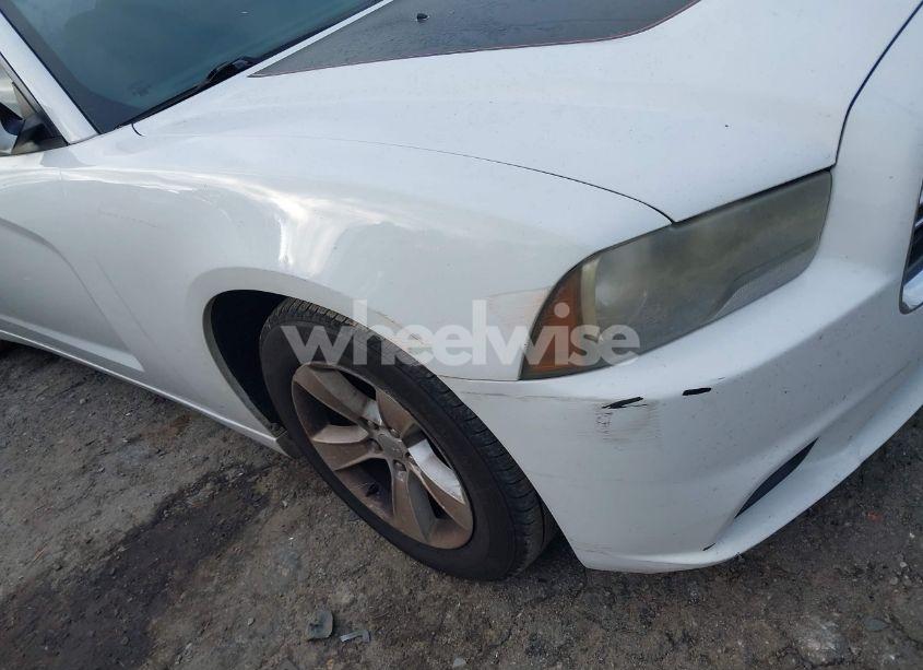 Photo 12 of 2014 Dodge Charger SE (VIN 2C3CDXBG8EH107759)