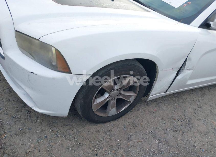 Photo 6 of 2014 Dodge Charger SE (VIN 2C3CDXBG8EH107759)