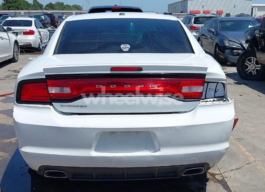 Photo 17 of 2014 Dodge Charger SE (VIN 2C3CDXBG8EH128997)