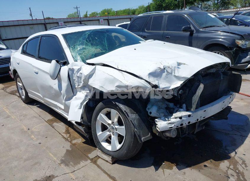 Photo 6 of 2014 Dodge Charger SE (VIN 2C3CDXBG8EH128997)