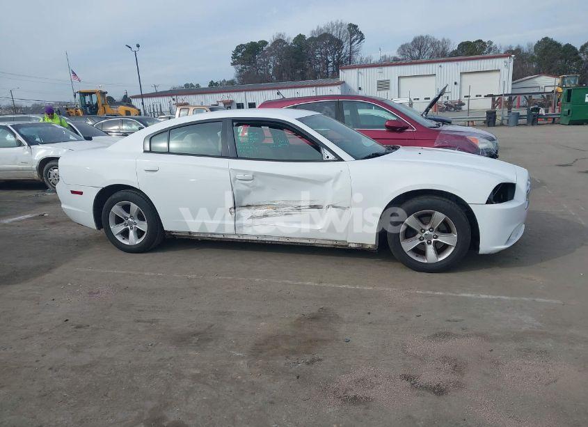 Photo 13 of 2014 Dodge Charger SE (VIN 2C3CDXBG8EH174569)