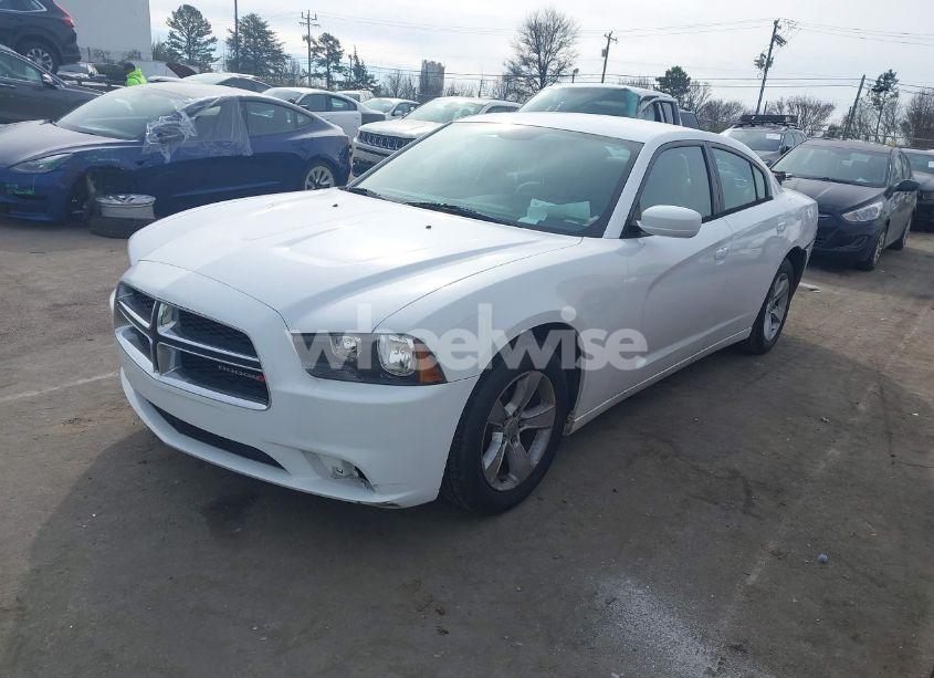 Photo 2 of 2014 Dodge Charger SE (VIN 2C3CDXBG8EH174569)