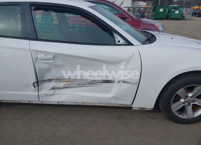 Photo 6 of 2014 Dodge Charger SE (VIN 2C3CDXBG8EH174569)