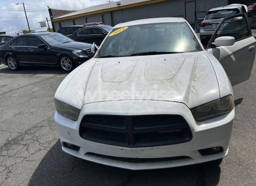 Photo 6 of 2014 Dodge Charger (VIN 2C3CDXBG8EH187998)