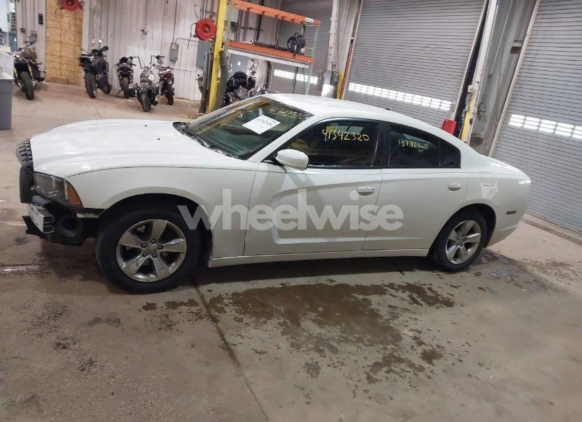 Photo 14 of 2014 Dodge Charger SE (VIN 2C3CDXBG8EH188858)