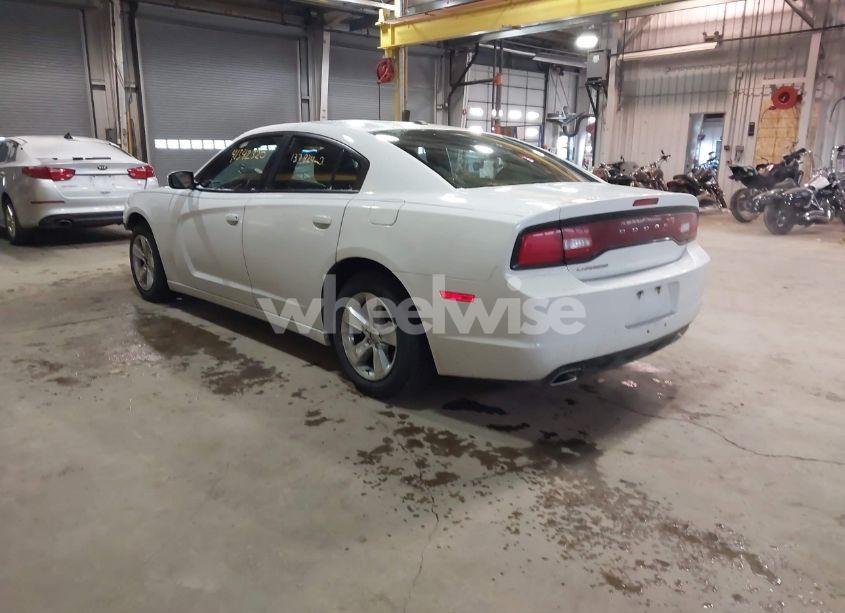 Photo 3 of 2014 Dodge Charger SE (VIN 2C3CDXBG8EH188858)