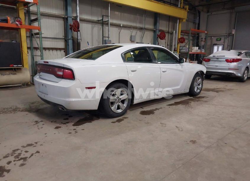 Photo 4 of 2014 Dodge Charger SE (VIN 2C3CDXBG8EH188858)