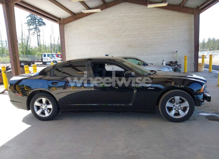 Photo 13 of 2014 Dodge Charger SE (VIN 2C3CDXBG8EH245897)