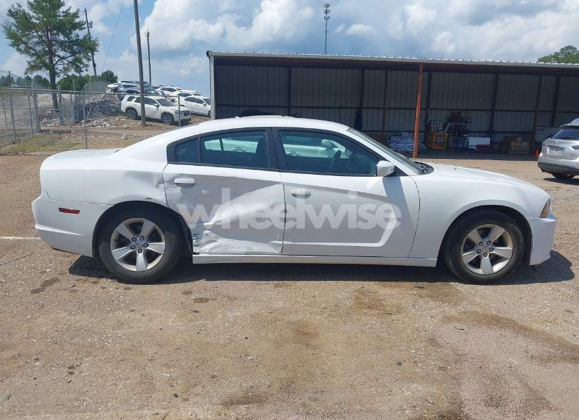 Photo 13 of 2014 Dodge Charger SE (VIN 2C3CDXBG8EH258620)