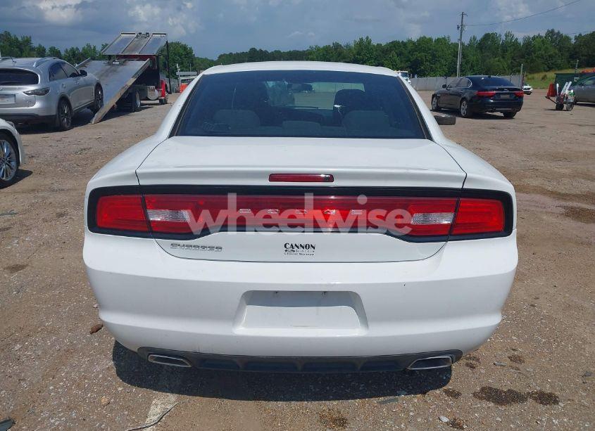 Photo 16 of 2014 Dodge Charger SE (VIN 2C3CDXBG8EH258620)