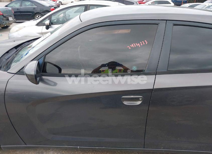 Photo 14 of 2014 Dodge Charger SE (VIN 2C3CDXBG8EH268225)