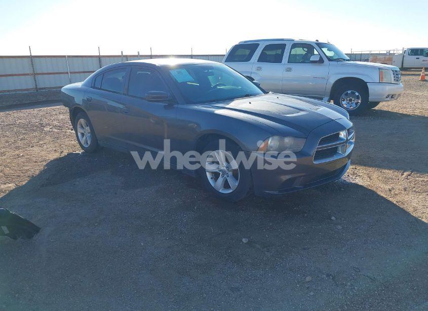 2014 Dodge Charger SE (VIN 2C3CDXBG8EH300073) main photo
