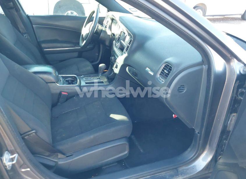 Photo 5 of 2014 Dodge Charger SE (VIN 2C3CDXBG8EH300073)