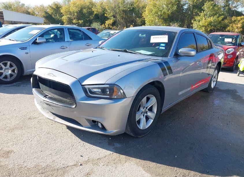 Photo 2 of 2014 Dodge Charger SE (VIN 2C3CDXBG8EH314457)