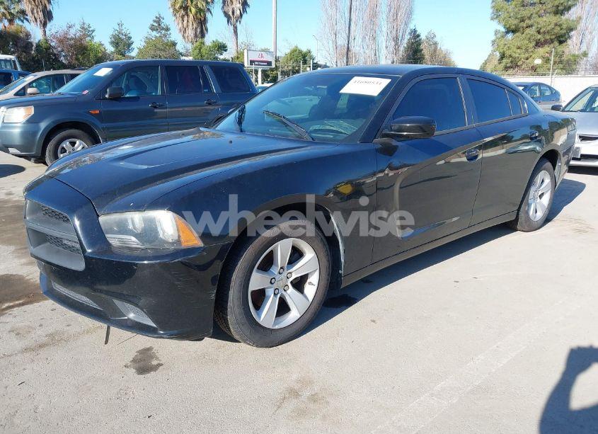 Photo 2 of 2014 Dodge Charger SE (VIN 2C3CDXBG8EH326463)