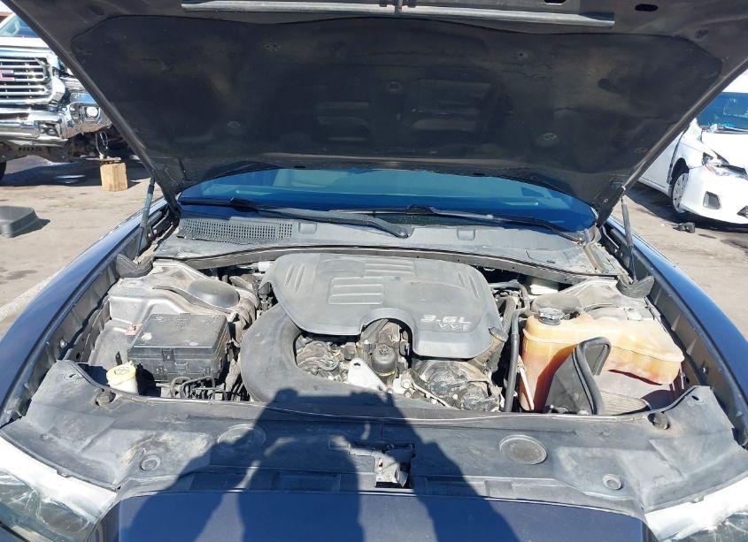 Photo 10 of 2014 Dodge Charger SE (VIN 2C3CDXBG8EH363724)