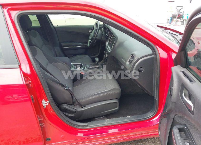 Photo 5 of 2015 Dodge Charger SE (VIN 2C3CDXBG8FH784716)