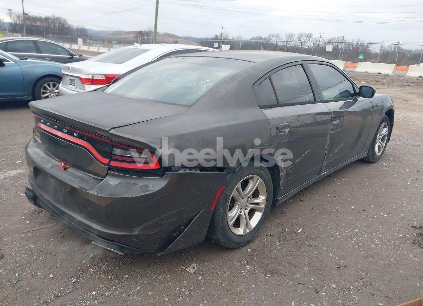 Photo 4 of 2015 Dodge Charger SE (VIN 2C3CDXBG8FH847975)