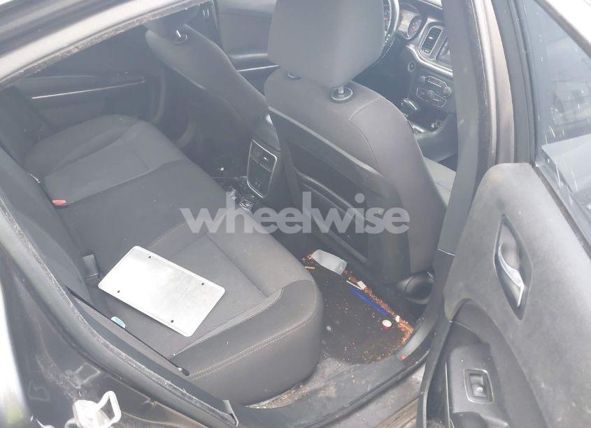 Photo 8 of 2015 Dodge Charger SE (VIN 2C3CDXBG8FH847975)