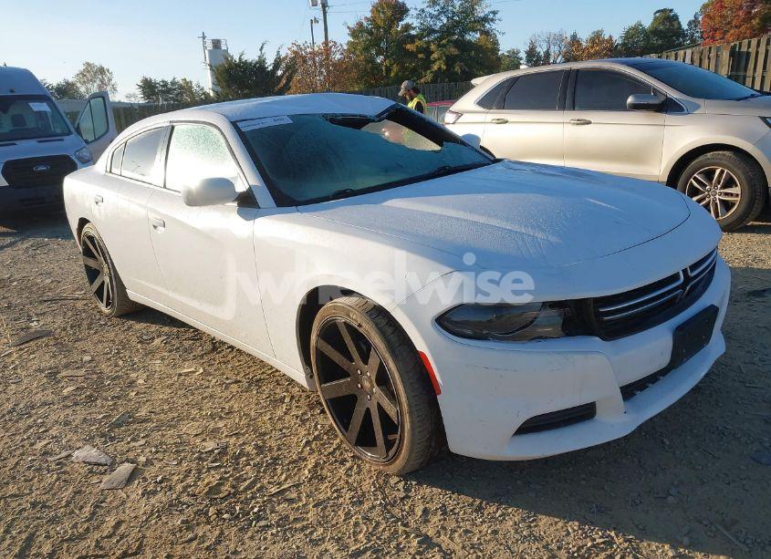 2016 Dodge Charger SE (VIN 2C3CDXBG8GH132468) main photo
