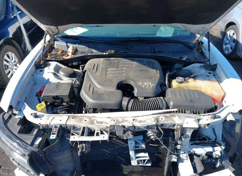 Photo 10 of 2016 Dodge Charger SE (VIN 2C3CDXBG8GH293273)