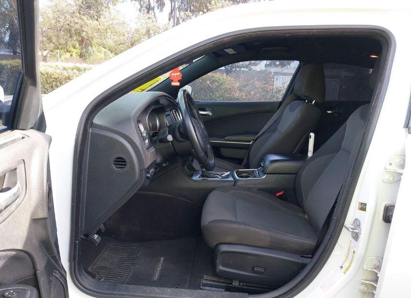 Photo 5 of 2017 Dodge Charger SE RWD (VIN 2C3CDXBG8HH505087)