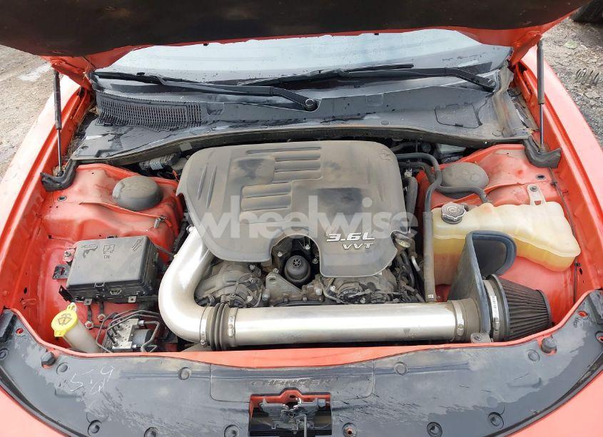 Photo 10 of 2017 Dodge Charger SE RWD (VIN 2C3CDXBG8HH510841)