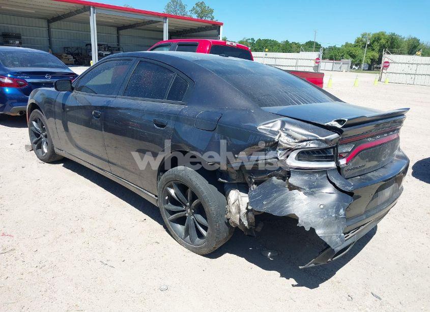 Photo 3 of 2018 Dodge Charger SXT RWD (VIN 2C3CDXBG8JH157555)