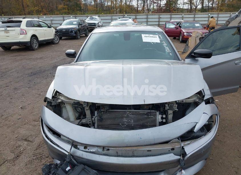 Photo 10 of 2018 Dodge Charger SXT RWD (VIN 2C3CDXBG8JH187347)
