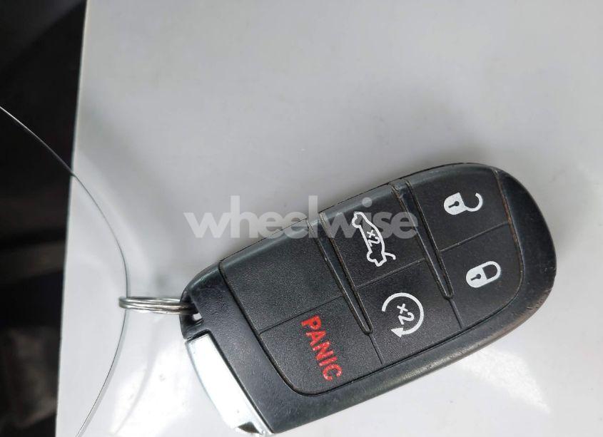 Photo 11 of 2018 Dodge Charger SXT RWD (VIN 2C3CDXBG8JH187347)