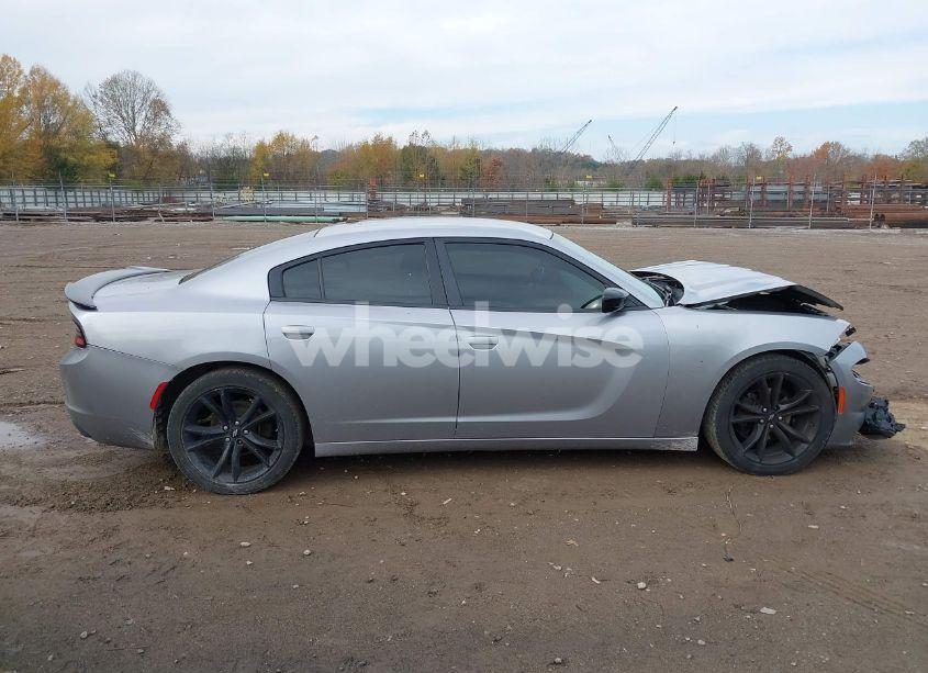 Photo 13 of 2018 Dodge Charger SXT RWD (VIN 2C3CDXBG8JH187347)