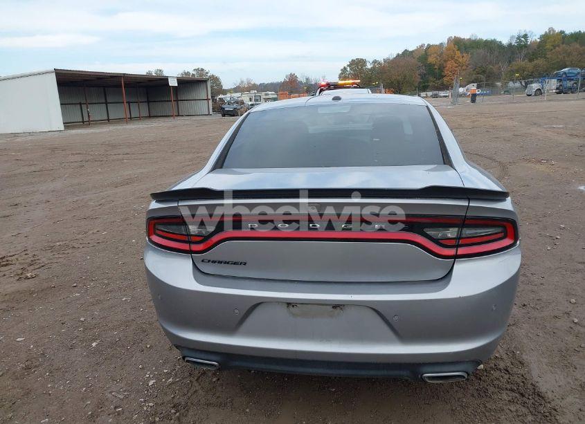 Photo 16 of 2018 Dodge Charger SXT RWD (VIN 2C3CDXBG8JH187347)