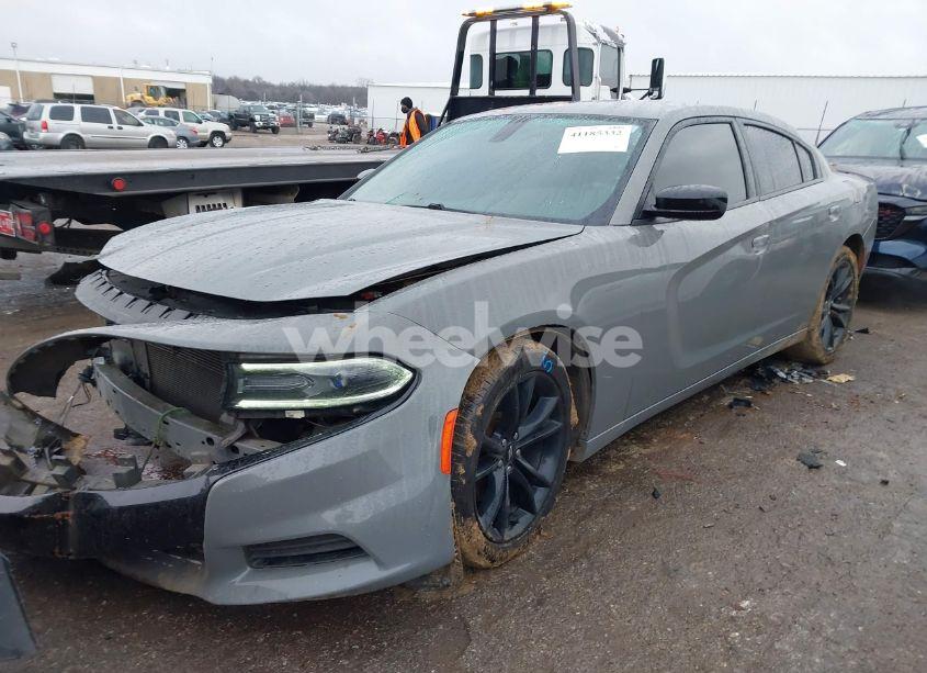 Photo 2 of 2018 Dodge Charger SXT RWD (VIN 2C3CDXBG8JH284466)