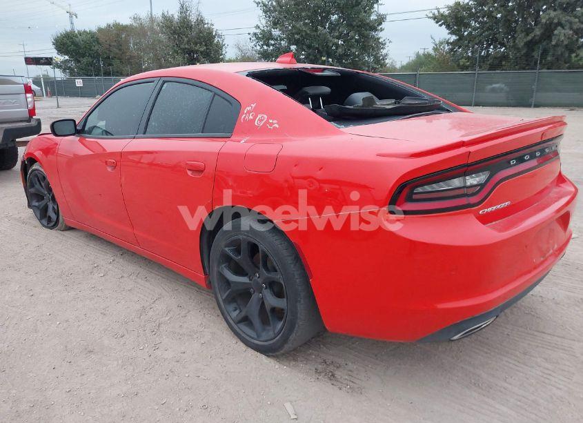 Photo 3 of 2019 Dodge Charger SXT RWD (VIN 2C3CDXBG8KH603138)