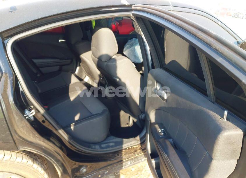 Photo 8 of 2019 Dodge Charger SXT RWD (VIN 2C3CDXBG8KH615323)