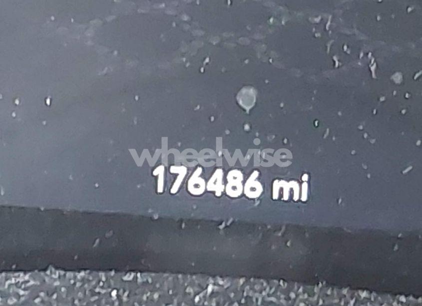 Photo 15 of 2019 Dodge Charger SXT RWD (VIN 2C3CDXBG8KH622210)