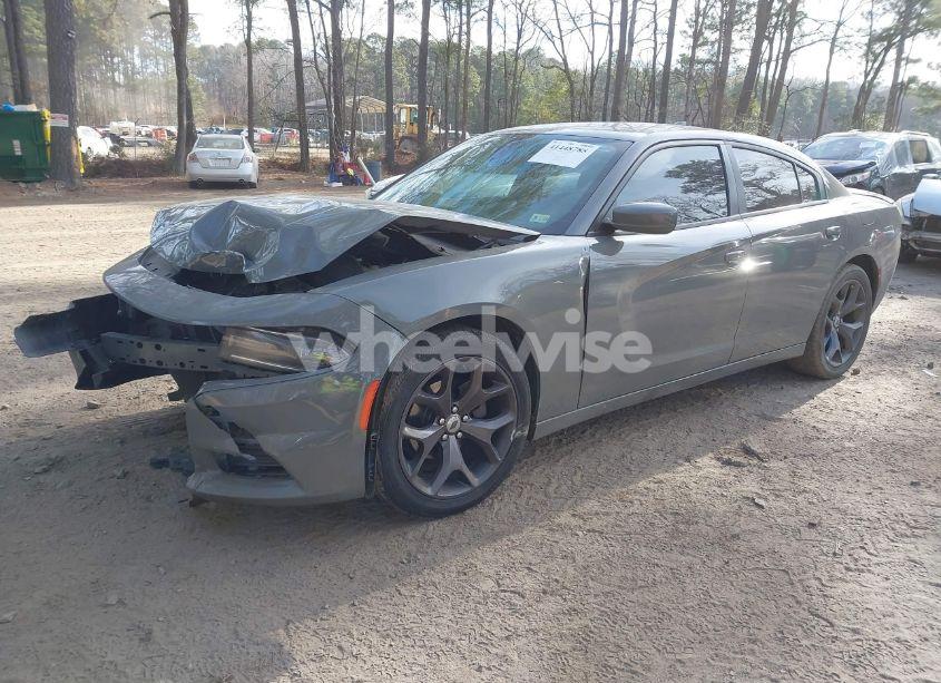 Photo 2 of 2019 Dodge Charger SXT RWD (VIN 2C3CDXBG8KH622210)