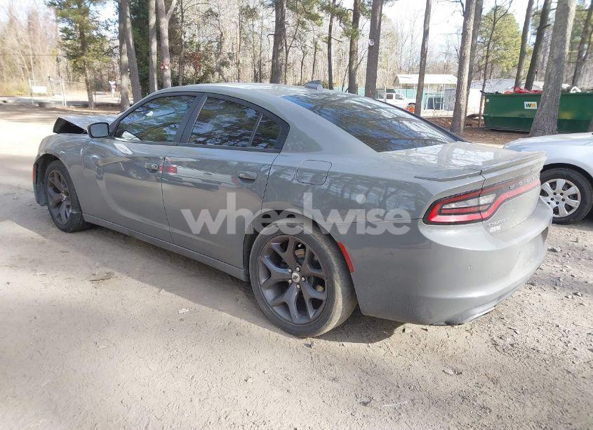 Photo 3 of 2019 Dodge Charger SXT RWD (VIN 2C3CDXBG8KH622210)