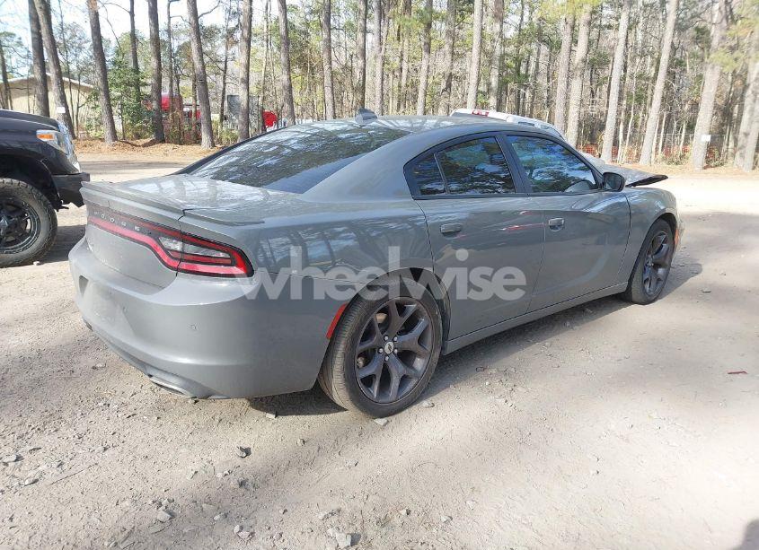 Photo 4 of 2019 Dodge Charger SXT RWD (VIN 2C3CDXBG8KH622210)