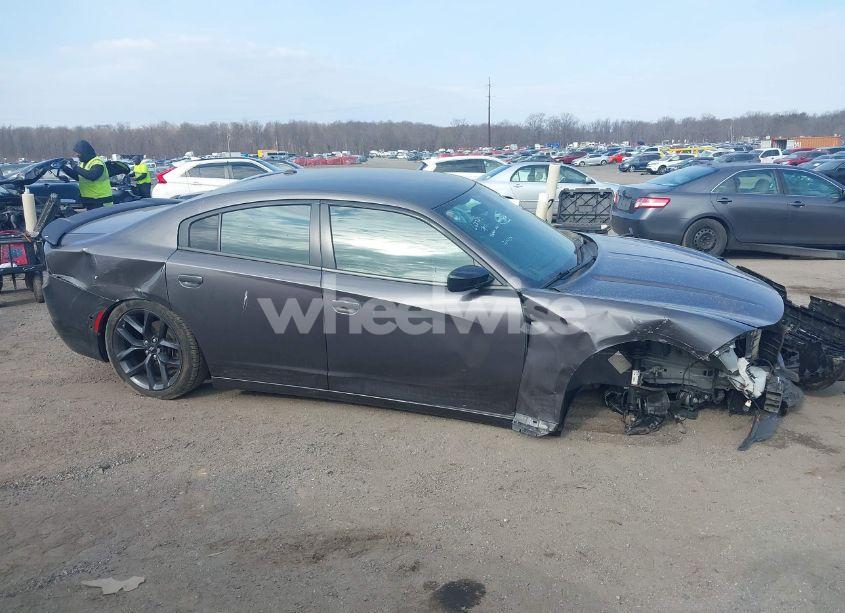 Photo 13 of 2019 Dodge Charger SXT RWD (VIN 2C3CDXBG8KH668202)