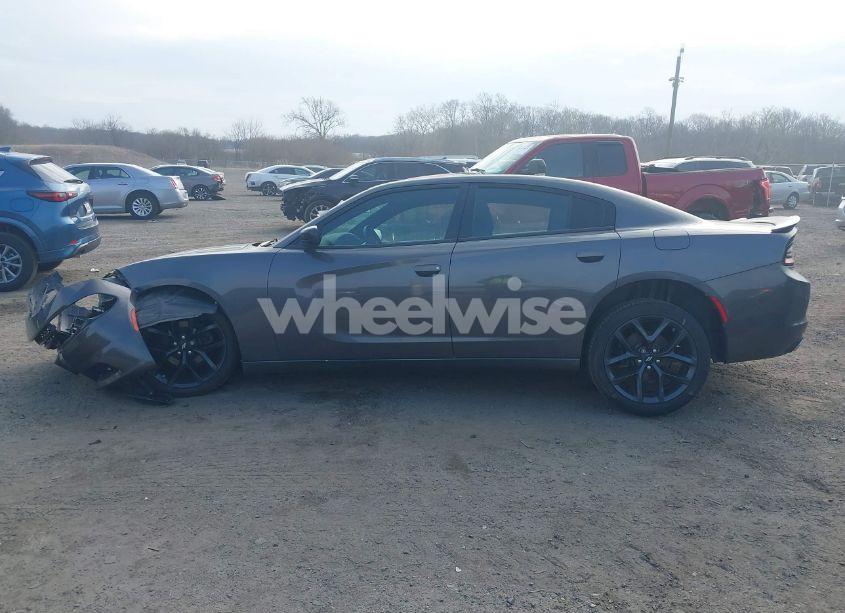 Photo 14 of 2019 Dodge Charger SXT RWD (VIN 2C3CDXBG8KH668202)