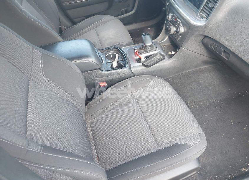 Photo 5 of 2019 Dodge Charger SXT RWD (VIN 2C3CDXBG8KH668202)