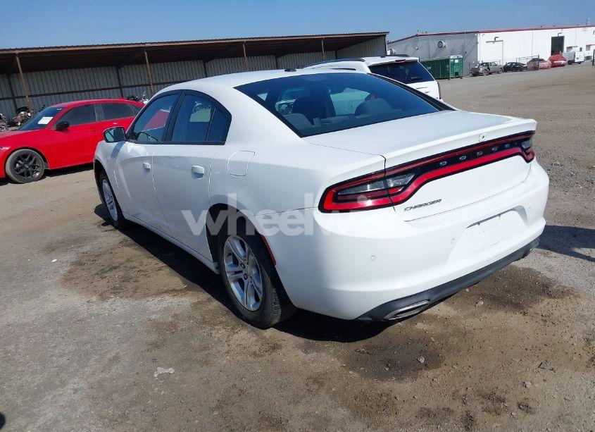 Photo 3 of 2019 Dodge Charger SXT RWD (VIN 2C3CDXBG8KH724557)