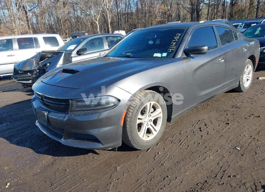 Photo 2 of 2019 Dodge Charger SXT RWD (VIN 2C3CDXBG8KH752973)